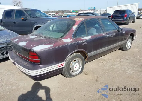 1995 Oldsmobile 88 Royale из США, поврежденный, VIN 1G3HN52K1S4815982